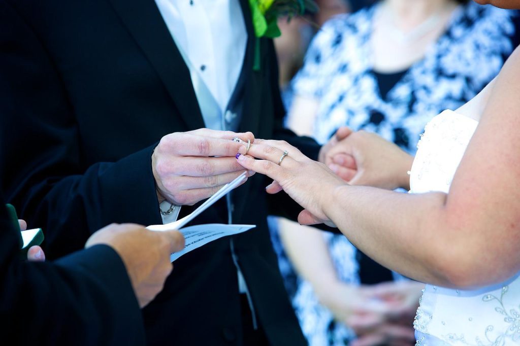Traditionen der Hochzeitszeremonie