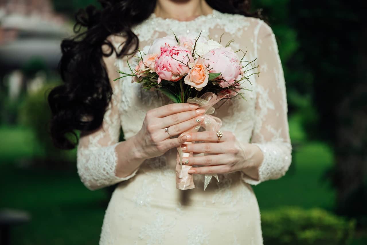 vestido de novia de manga puño