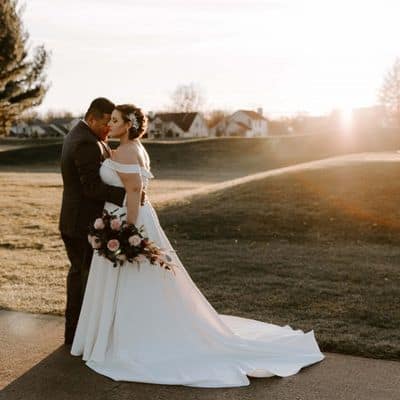 Curvy wedding dress