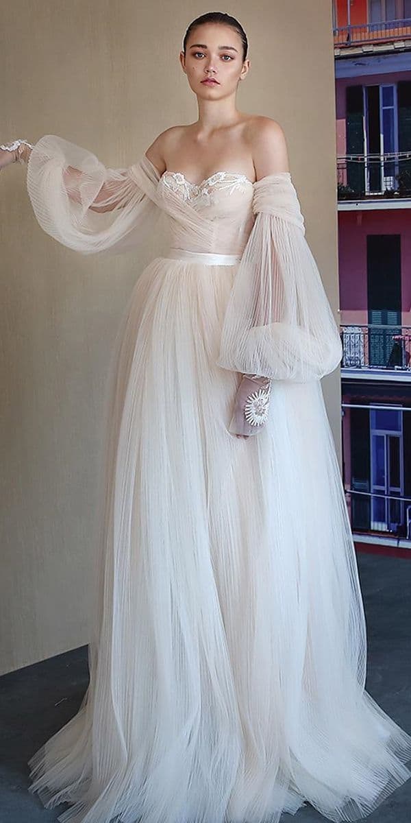Fantasy wedding dress