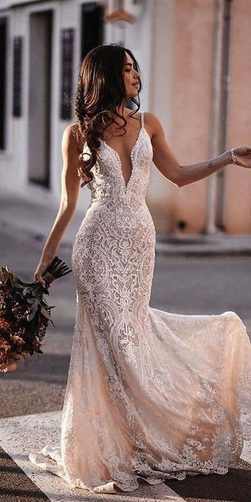 Fitted wedding dress