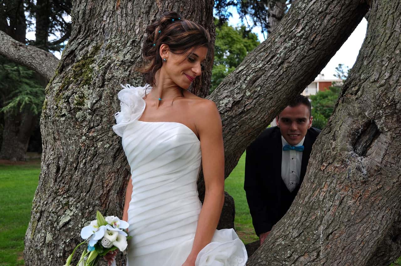 Abito da sposa d'argento