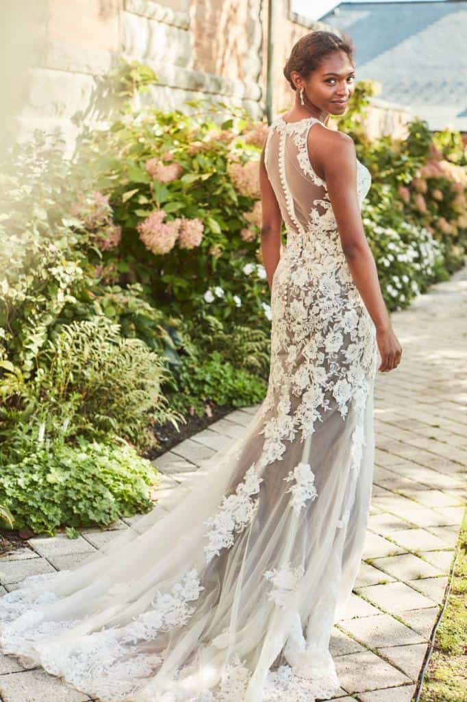 Wedding dress shopping tips